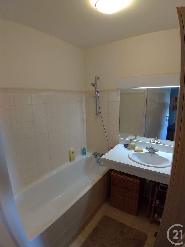 Appartement Studio &agrave; louer - 1 pi&egrave;ce - 35,47 m2 - Fontainebleau - 77 - ILE-DE-FRANCE