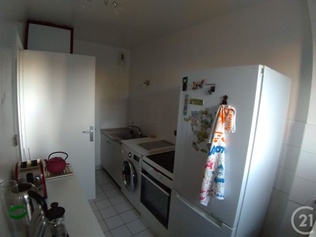 Appartement Studio &agrave; louer - 1 pi&egrave;ce - 35,47 m2 - Fontainebleau - 77 - ILE-DE-FRANCE