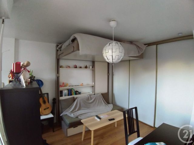 Appartement Studio &agrave; louer - 1 pi&egrave;ce - 35,47 m2 - Fontainebleau - 77 - ILE-DE-FRANCE