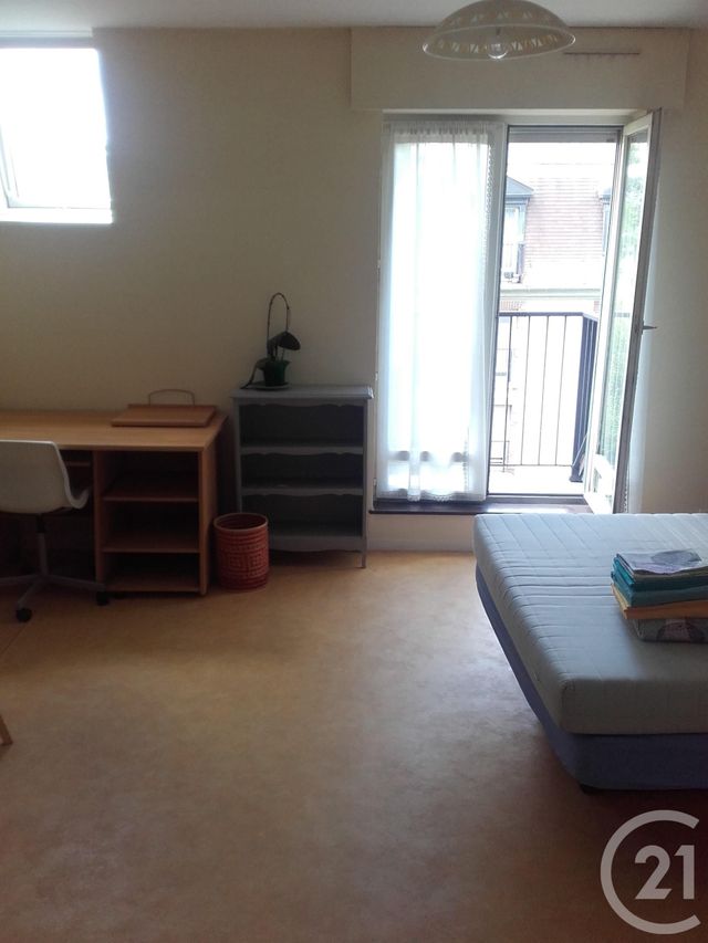 Appartement Studio &agrave; louer - 1 pi&egrave;ce - 36,24 m2 - Fontainebleau - 77 - ILE-DE-FRANCE