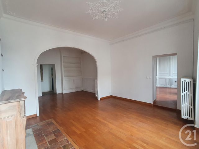 Appartement F5 &agrave; louer - 5 pi&egrave;ces - 99,13 m2 - Fontainebleau - 77 - ILE-DE-FRANCE
