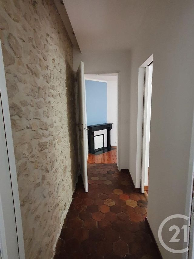 Appartement F5 &agrave; louer - 5 pi&egrave;ces - 99,13 m2 - Fontainebleau - 77 - ILE-DE-FRANCE