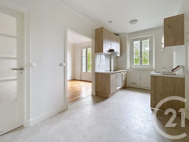 Appartement 3 pièces &agrave; louer - 3 pi&egrave;ces - 70,99 m2 - Fontainebleau - 77 - ILE-DE-FRANCE