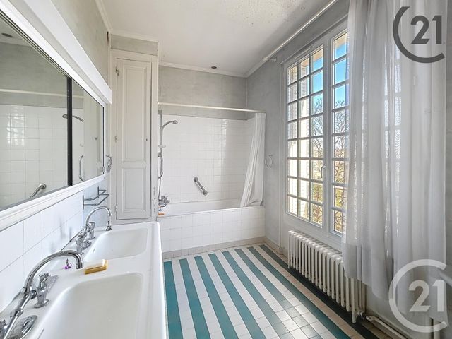 Maison &agrave; vendre - 14 pi&egrave;ces - 275,52 m2 - Avon - 77 - ILE-DE-FRANCE