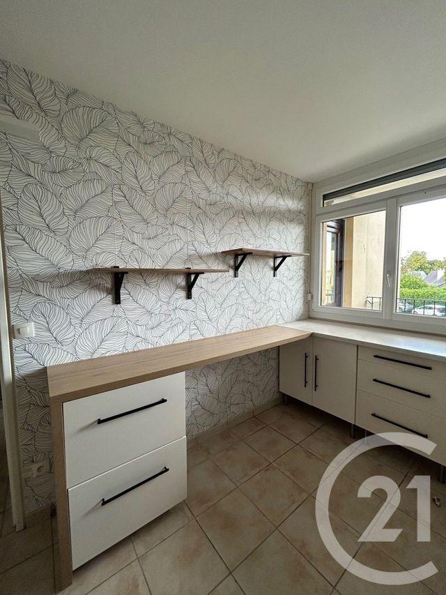 Appartement 3 pièces &agrave; louer - 3 pi&egrave;ces - 63 m2 - Avon - 77 - ILE-DE-FRANCE