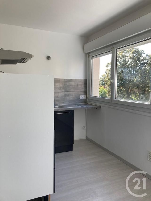 Appartement 2 pièces &agrave; louer - 2 pi&egrave;ces - 44,01 m2 - Avon - 77 - ILE-DE-FRANCE