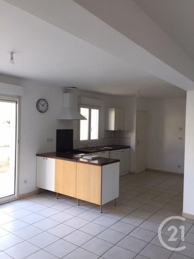 Maison &agrave; louer - 5 pi&egrave;ces - 92,22 m2 - Avon - 77 - ILE-DE-FRANCE