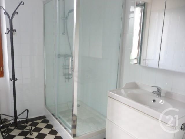 Maison &agrave; louer - 8 pi&egrave;ces - 162,22 m2 - Fontainebleau - 77 - ILE-DE-FRANCE