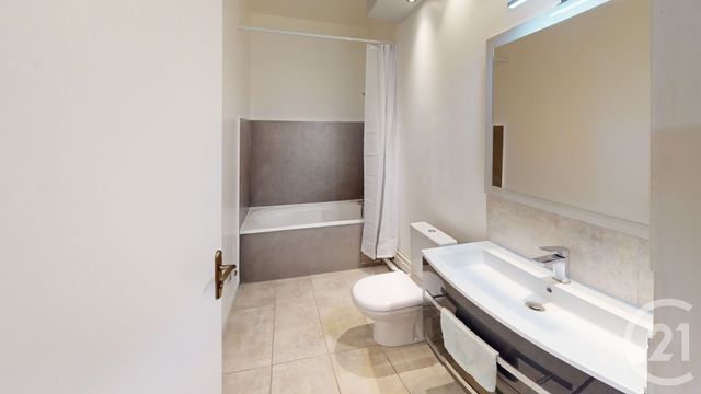 Appartement F2 &agrave; louer - 2 pi&egrave;ces - 45,34 m2 - Fontainebleau - 77 - ILE-DE-FRANCE