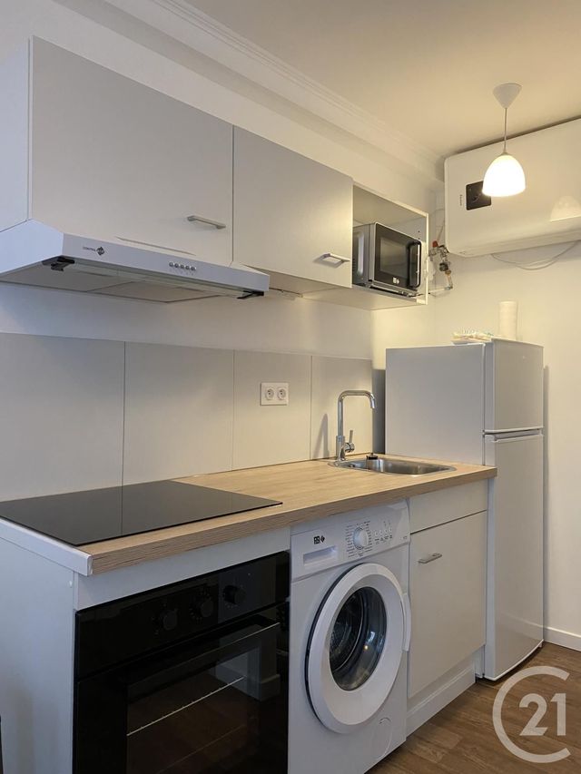 Appartement Studio &agrave; louer - 1 pi&egrave;ce - 20,93 m2 - Fontainebleau - 77 - ILE-DE-FRANCE