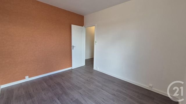 Appartement T3 &agrave; louer - 3 pi&egrave;ces - 61,46 m2 - Avon - 77 - ILE-DE-FRANCE