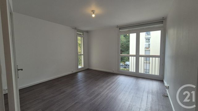 Appartement T3 &agrave; louer - 3 pi&egrave;ces - 61,46 m2 - Avon - 77 - ILE-DE-FRANCE