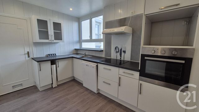 Appartement T3 &agrave; louer - 3 pi&egrave;ces - 61,46 m2 - Avon - 77 - ILE-DE-FRANCE