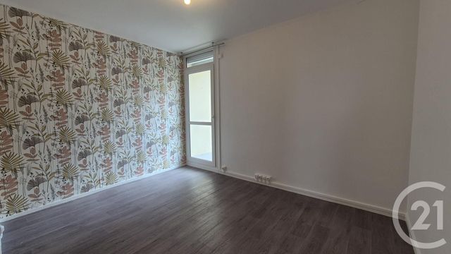 Appartement T3 &agrave; louer - 3 pi&egrave;ces - 61,46 m2 - Avon - 77 - ILE-DE-FRANCE