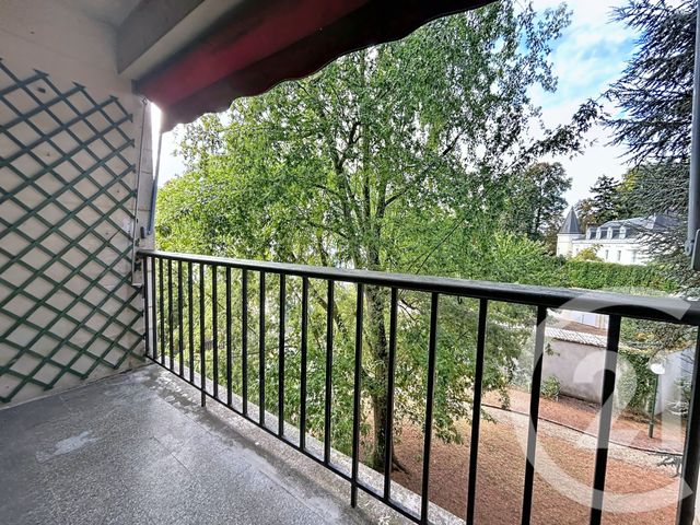 Appartement 3 pièces &agrave; louer - 3 pi&egrave;ces - 61 m2 - Fontainebleau - 77 - ILE-DE-FRANCE
