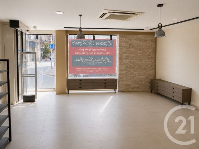 Local commercial à louer - 100.0 m2 - 77 - Seine-et-Marne