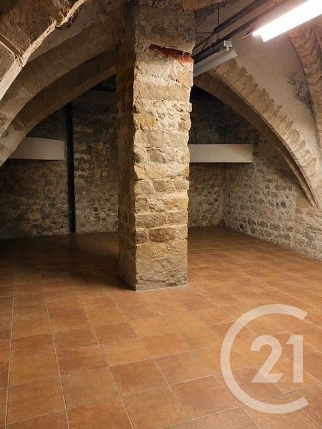Local commercial à louer - 100.0 m2 - 77 - Seine-et-Marne