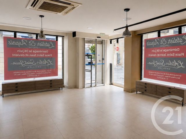 Local commercial à louer - 100.0 m2 - 77 - Seine-et-Marne