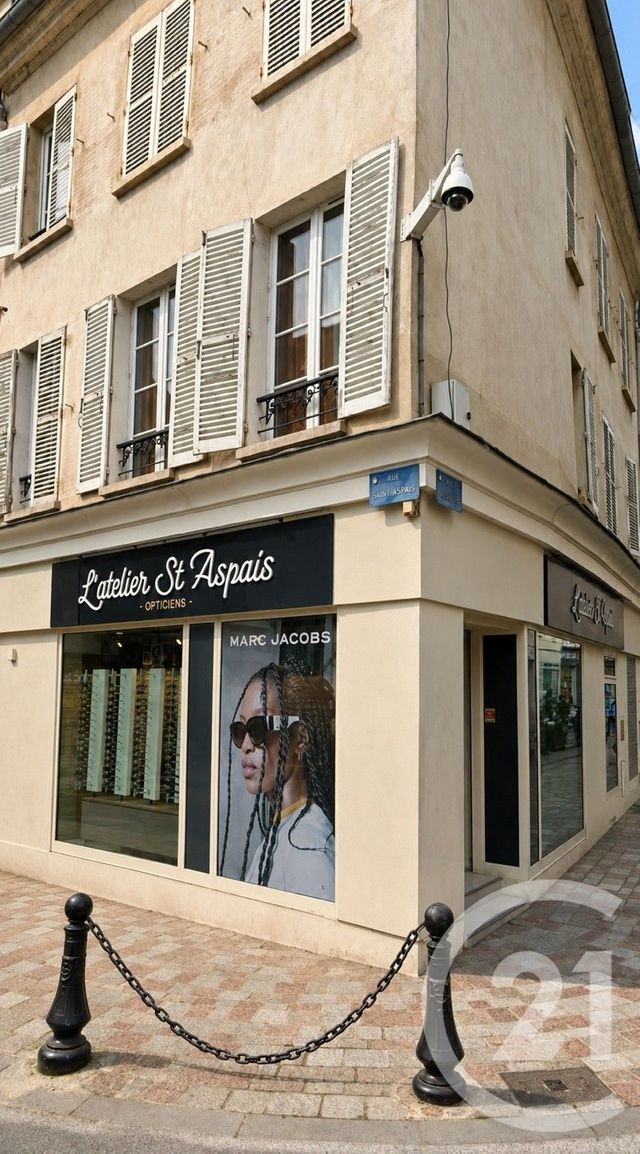 Local commercial à louer - 100.0 m2 - 77 - Seine-et-Marne