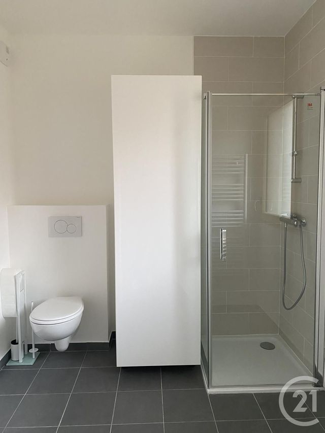 Appartement 2 pièces &agrave; louer - 2 pi&egrave;ces - 46,60 m2 - Fontainebleau - 77 - ILE-DE-FRANCE