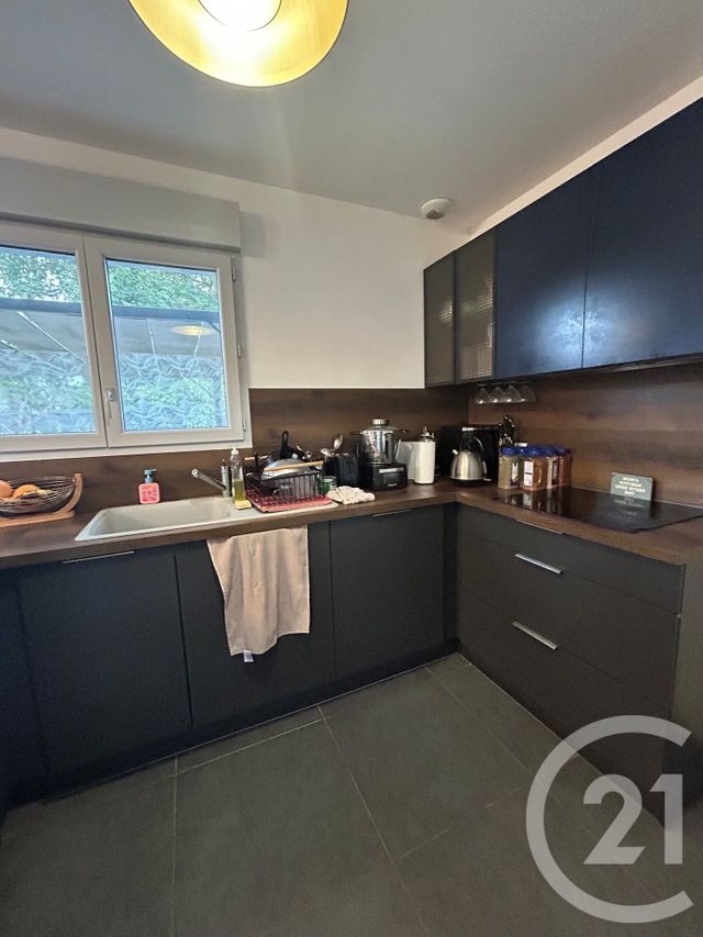 Maison &agrave; louer - 5 pi&egrave;ces - 100,44 m2 - Hericy - 77 - ILE-DE-FRANCE