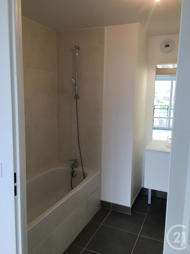 Appartement 3 pièces &agrave; louer - 3 pi&egrave;ces - 59,89 m2 - Avon - 77 - ILE-DE-FRANCE