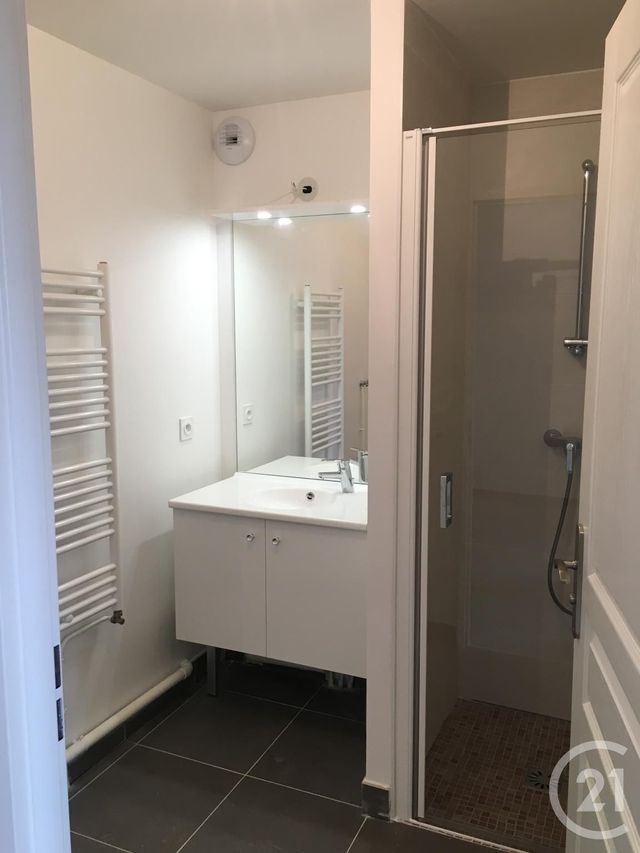 Appartement 3 pièces &agrave; louer - 3 pi&egrave;ces - 59,89 m2 - Avon - 77 - ILE-DE-FRANCE