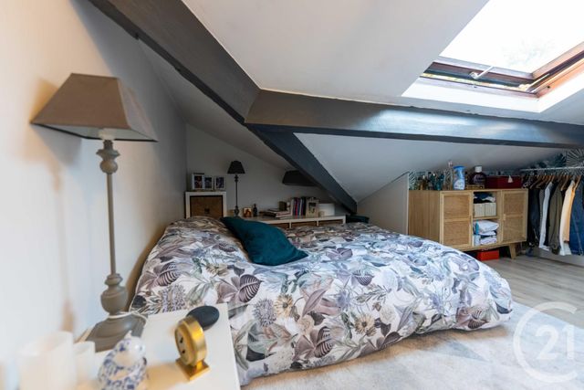 Appartement 2 pièces &agrave; louer - 2 pi&egrave;ces - 17 m2 - Fontainebleau - 77 - ILE-DE-FRANCE
