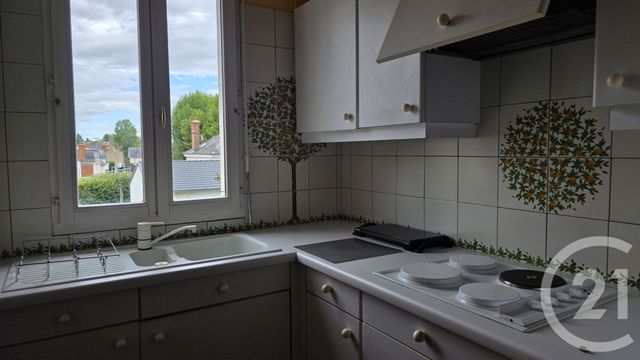 Appartement 3 pièces &agrave; louer - 3 pi&egrave;ces - 68,64 m2 - Fontainebleau - 77 - ILE-DE-FRANCE
