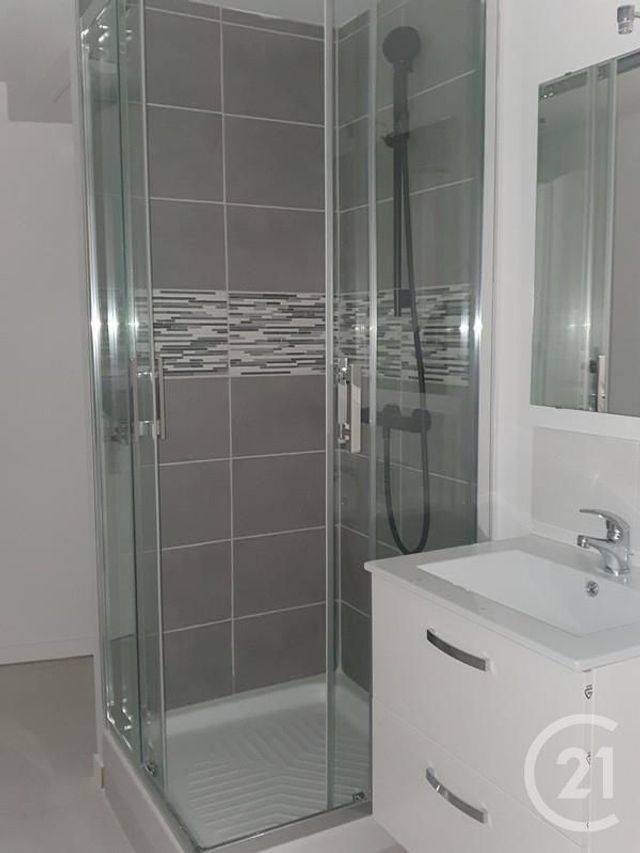 Appartement 3 pièces &agrave; louer - 3 pi&egrave;ces - 65,34 m2 - Melun - 77 - ILE-DE-FRANCE