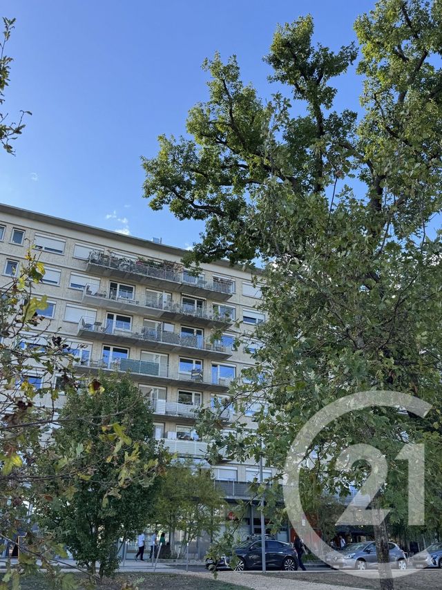 Appartement 4 pièces &agrave; vendre - 4 pi&egrave;ces - 79,59 m2 - Fontainebleau - 77 - ILE-DE-FRANCE