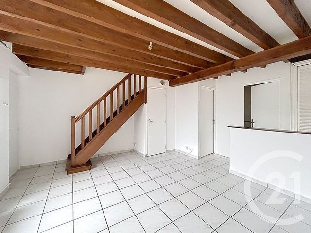 Appartement T3 &agrave; louer - 3 pi&egrave;ces - 53,57 m2 - Thomery - 77 - ILE-DE-FRANCE