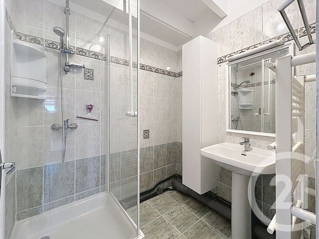 Appartement T3 &agrave; louer - 3 pi&egrave;ces - 53,57 m2 - Thomery - 77 - ILE-DE-FRANCE