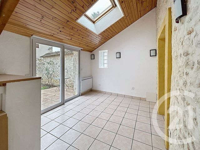 Appartement T3 &agrave; louer - 3 pi&egrave;ces - 53,57 m2 - Thomery - 77 - ILE-DE-FRANCE