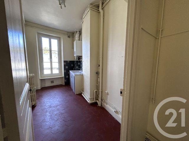 Appartement 3 pièces &agrave; louer - 3 pi&egrave;ces - 62,94 m2 - Fontainebleau - 77 - ILE-DE-FRANCE