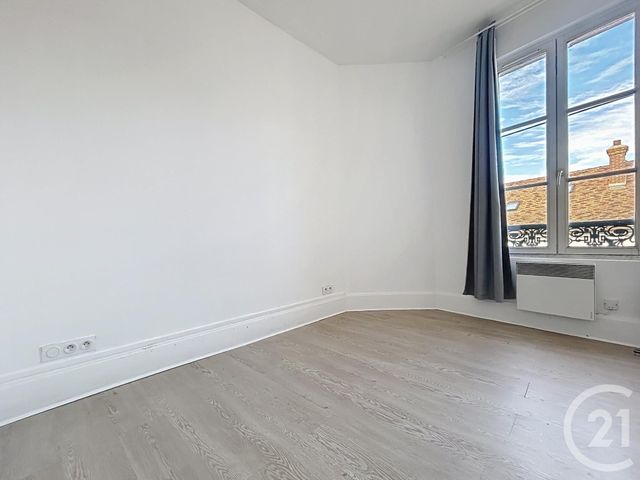 Appartement 2 pièces &agrave; vendre - 2 pi&egrave;ces - 26,10 m2 - Fontainebleau - 77 - ILE-DE-FRANCE