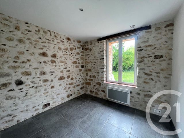 Maison &agrave; louer - 6 pi&egrave;ces - 122,85 m2 - Bois Le Roi - 77 - ILE-DE-FRANCE