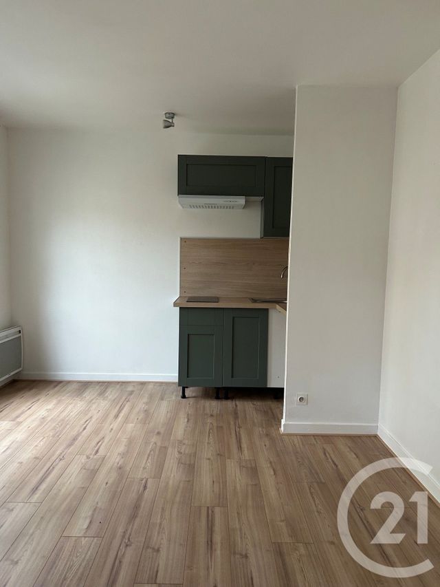 Appartement T1 &agrave; louer - 1 pi&egrave;ce - 24 m2 - Avon - 77 - ILE-DE-FRANCE