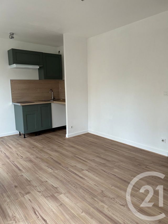 Appartement T1 &agrave; louer - 1 pi&egrave;ce - 24 m2 - Avon - 77 - ILE-DE-FRANCE