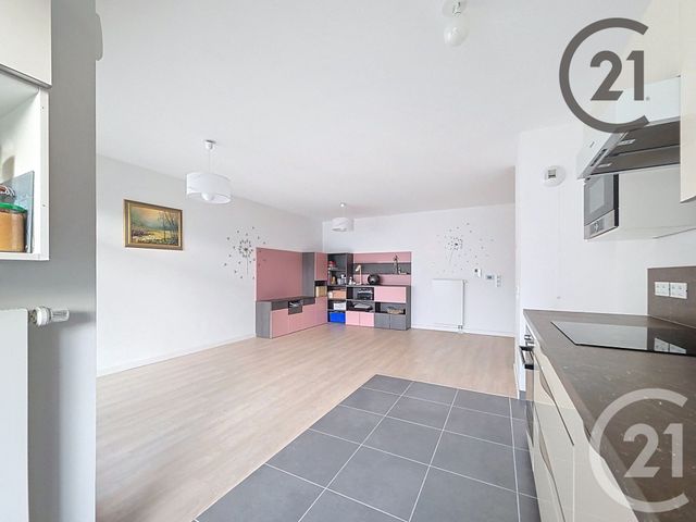 Appartement T3 &agrave; vendre - 3 pi&egrave;ces - 66,68 m2 - Reims - 51 - CHAMPAGNE-ARDENNE