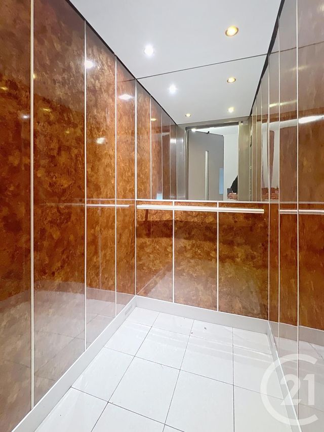 Appartement T4 à vendre - 4 pièces - 76,48 m2 - Reims - 51 - CHAMPAGNE-ARDENNE