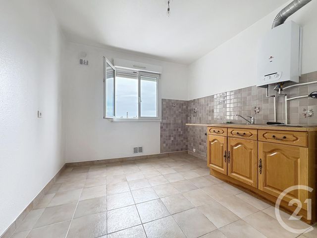 Appartement T4 à vendre - 4 pièces - 76,48 m2 - Reims - 51 - CHAMPAGNE-ARDENNE