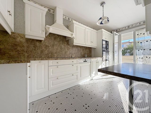 Appartement T5 &agrave; vendre - 5 pi&egrave;ces - 94,71 m2 - Reims - 51 - CHAMPAGNE-ARDENNE
