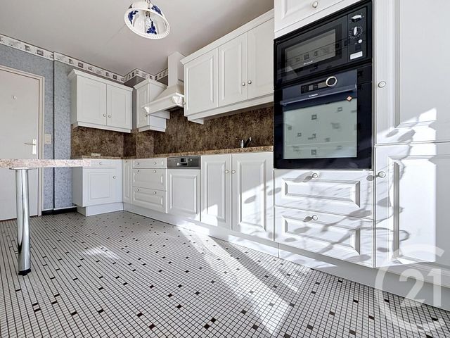 Appartement T5 &agrave; vendre - 5 pi&egrave;ces - 94,71 m2 - Reims - 51 - CHAMPAGNE-ARDENNE