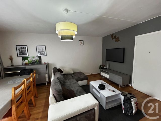 Appartement F3 à louer - 3 pièces - 59,65 m2 - Reims - 51 - CHAMPAGNE-ARDENNE