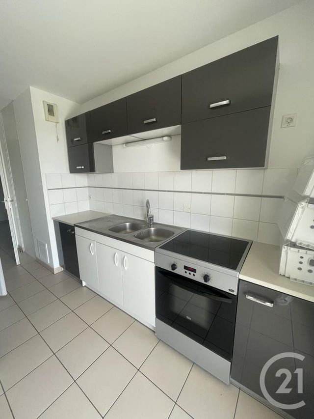 Appartement F4 à louer - 4 pièces - 88,30 m2 - Reims - 51 - CHAMPAGNE-ARDENNE
