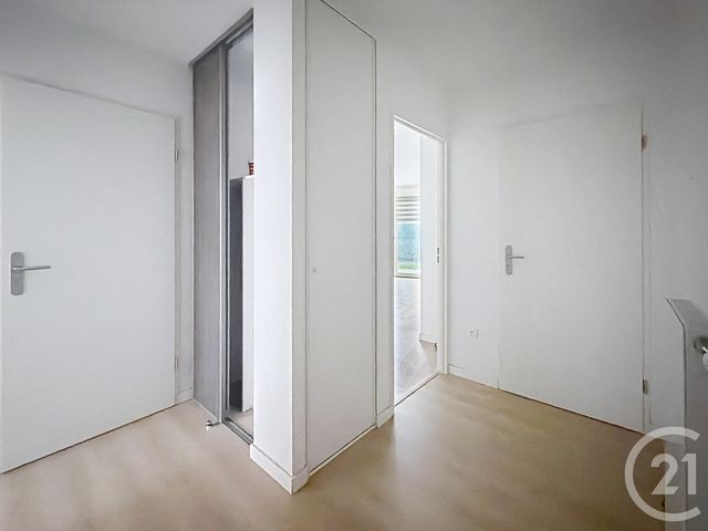 Appartement T3 à vendre - 4 pièces - 68,43 m2 - Bezannes - 51 - CHAMPAGNE-ARDENNE