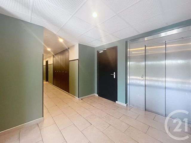 Appartement T3 à vendre - 4 pièces - 68,43 m2 - Bezannes - 51 - CHAMPAGNE-ARDENNE