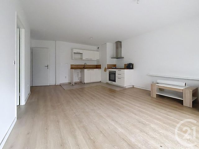 Appartement T3 à vendre - 4 pièces - 68,43 m2 - Bezannes - 51 - CHAMPAGNE-ARDENNE