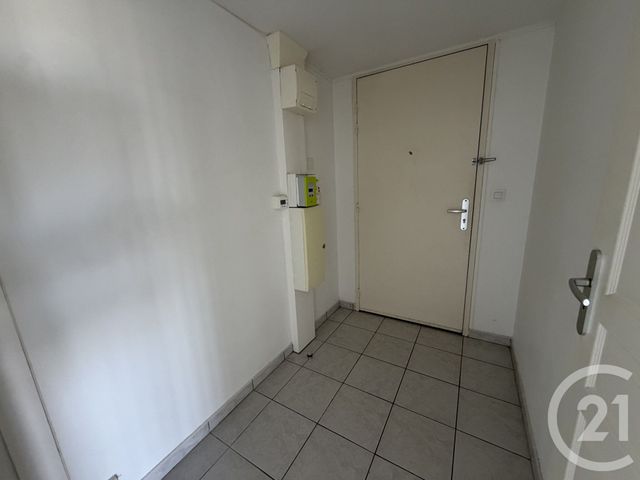 Appartement F2 &agrave; louer - 2 pi&egrave;ces - 59,52 m2 - Reims - 51 - CHAMPAGNE-ARDENNE
